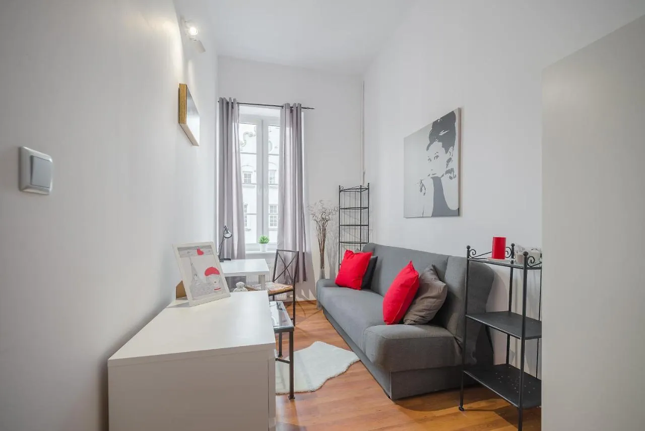Pokoj Tkacka Czerwony W Apartamencie Ze Wspolna Lazienka I Kuchnia location
