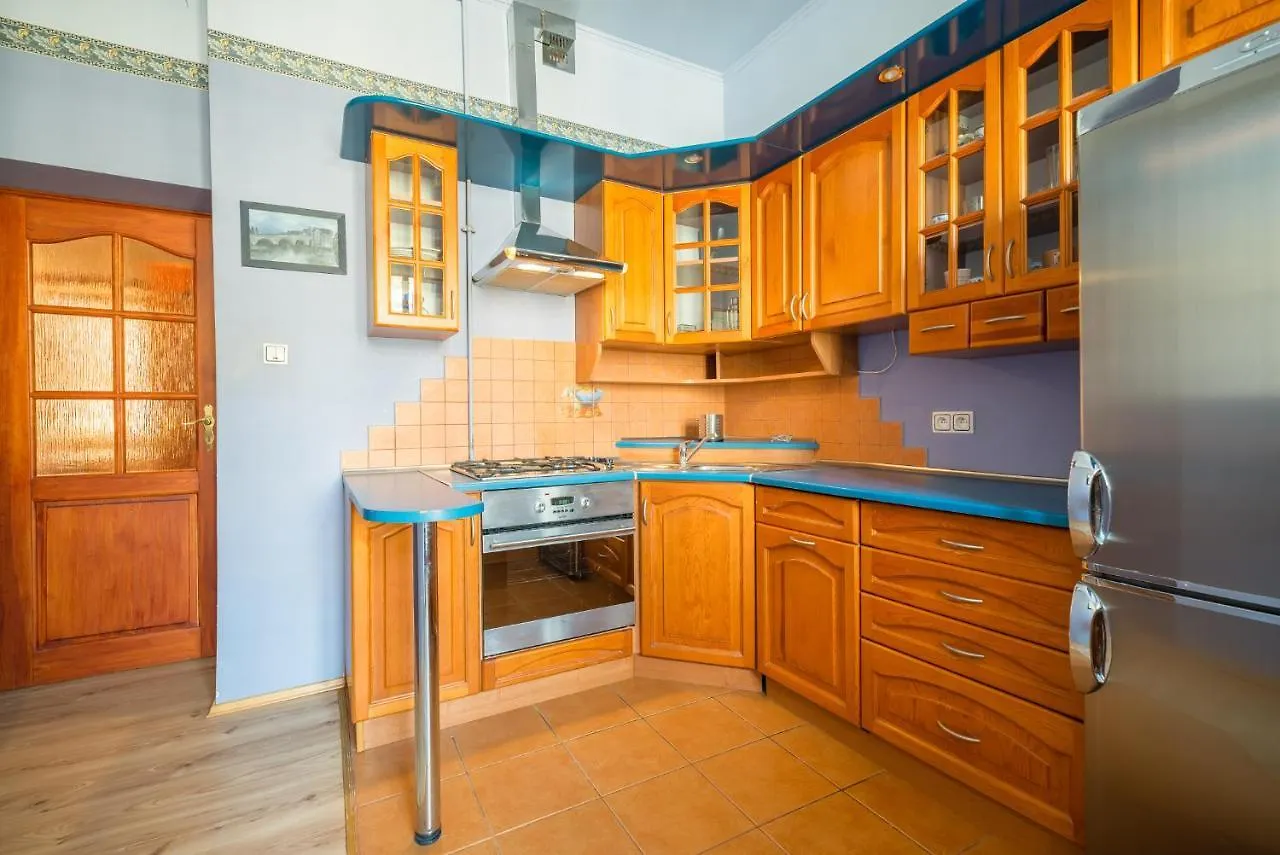 Pokoj Tkacka Czerwony W Apartamencie Ze Wspolna Lazienka I Kuchnia Gdansk Poland