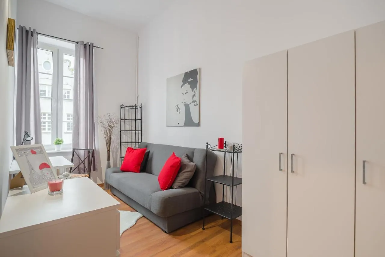 Pokoj Tkacka Czerwony W Apartamencie Ze Wspolna Lazienka I Kuchnia Gdańsk