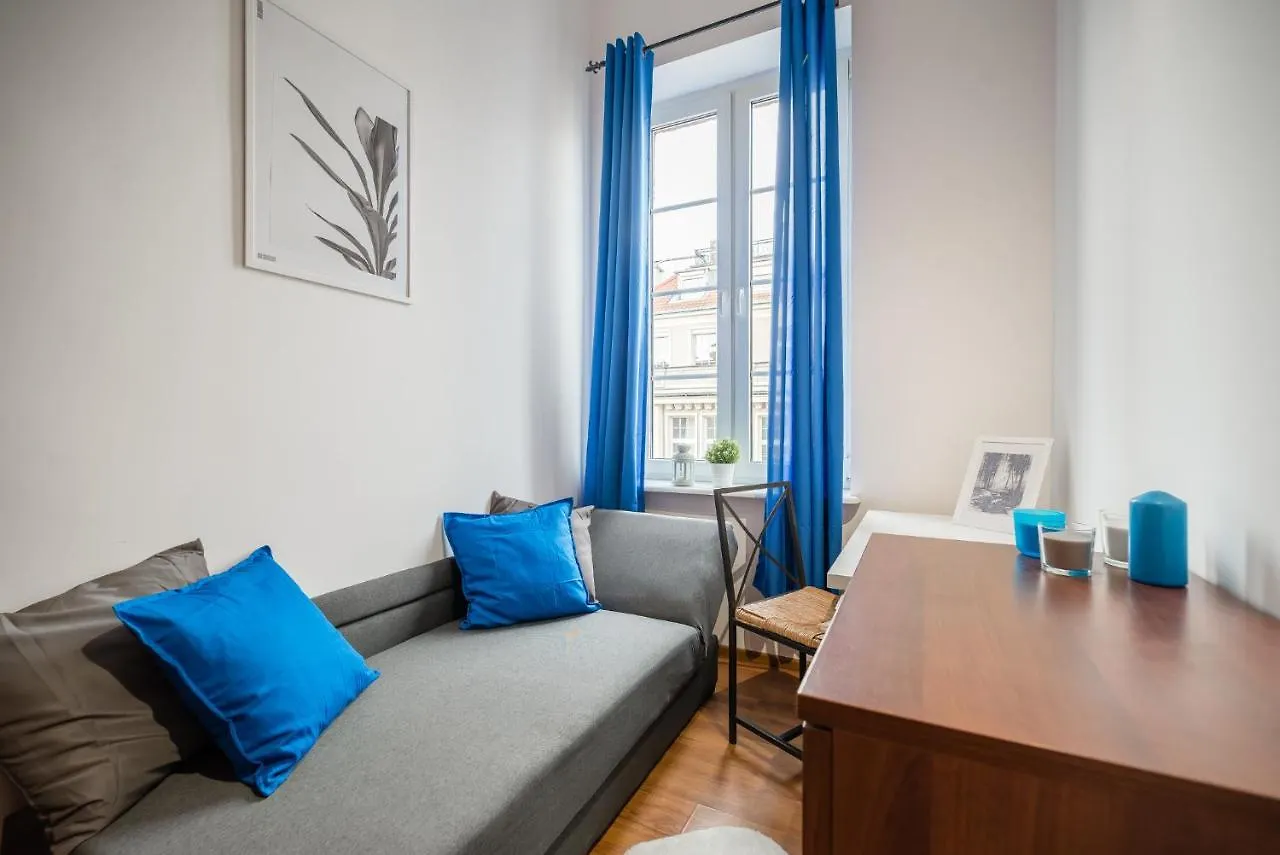 Pokoj Tkacka Czerwony W Apartamencie Ze Wspolna Lazienka I Kuchnia Gdansk 0*,  Poland